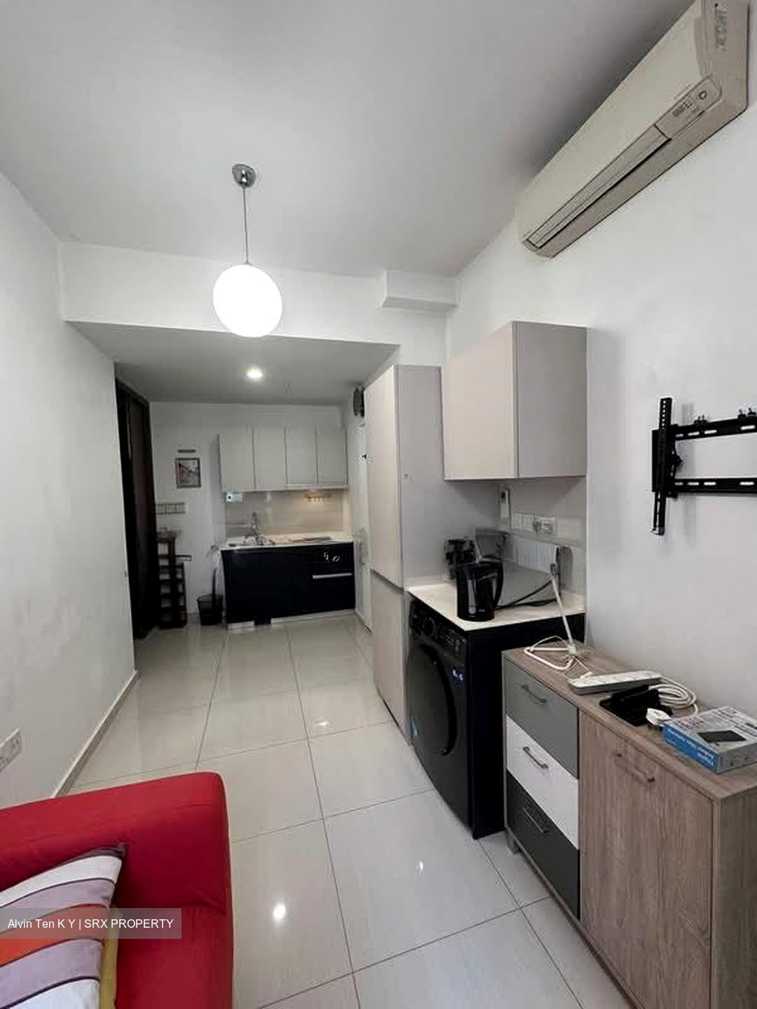 Suites 28 (D14), Apartment #576335141